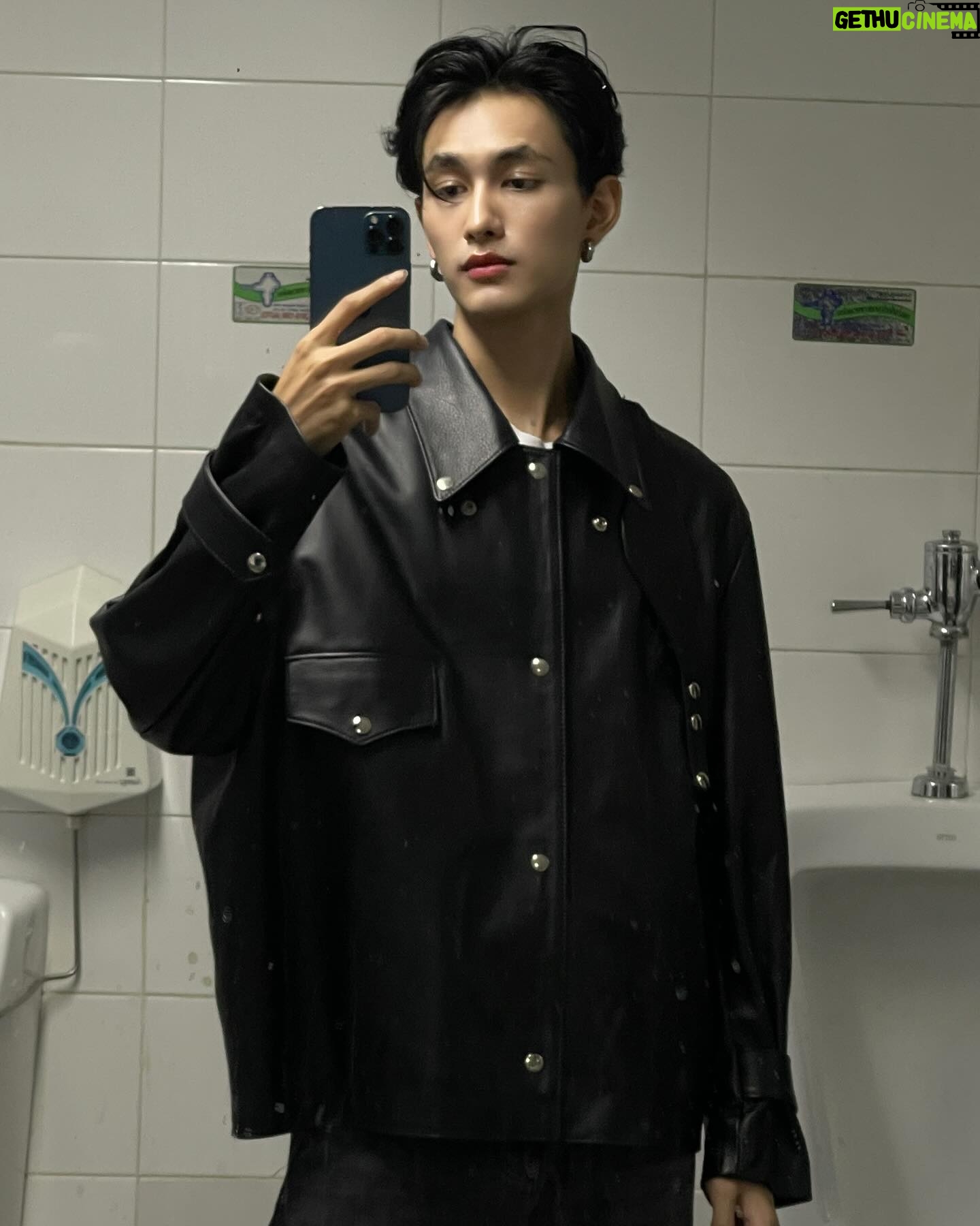 Tar Tinnaphat Leelaphiphatkul - 17.6K Likes - 🐧🐧
#นางเงือกrov