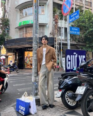 Tar Tinnaphat Leelaphiphatkul Instagram - 🚫