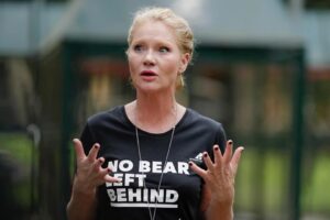 Tara Buck Instagram - A year ago today I was in Tam Dao, Vietnam at the @animalsasia sanctuary learning about the senseless cruelty of the bear bile industry. Thanks to 25 years of steadfast commitment and determination, Animals Asia has helped bring a permanent end to this heinous trade in Vietnam. This year a second bear sanctuary will be up and running in Bach Ma with the mission of caring for all remaining bears that are currently being surrendered and rescued from bile farms. There will not be a single bear left behind to suffer. I don’t quite have the words to express just how momentous this achievement is but I will never forget the impact these bears have had on me and how truly moved I am that there are people like Jill Robinson in the world. Please consider donating.  If you are interested and want to learn more go to www.animalsasia.org