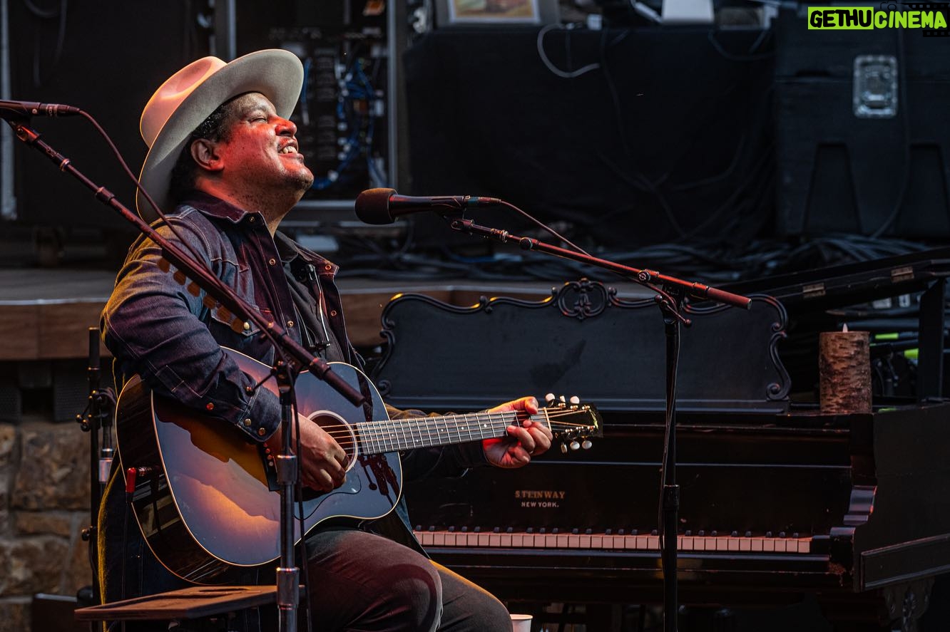 Tara Buck - 3 Likes - Summer music never felt so good. @iamchrispierce opening for #neilyoungarchives it’s been one extraordinary show after the next. Looking forward to @greek_theatre tomorrow.