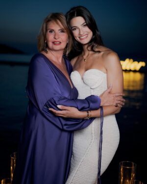 Tara Emad Instagram - Celebrating @cartier ‘s stunning boutique opening in Bodrum last week with people I love♥️

Glammed by @kiwarkis 
Styled by @cedrichaddad #styledbyced
📷 @pierre__mouton
Mgmt @mad_solutions