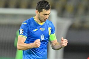 Taras Stepanenko Instagram - Браво, Команда💪🏻Дякую, Україно🇺🇦 Йдемо далі☺️🙌🏻