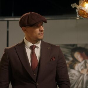 Taras Tsymbaliuk Instagram - Знайомтесь з кіногероєм Тараса Цимбалюка 🎥

МАРК - щось середнє між «Міцним горішком» Брюсом Уіллісом та комічним шпигуном Джейсеном Стетхемом😎 Він хоче стати агентом Інтерполу, не питаючи, чи хоче цього сам Інтерпол? 

Марка постійно критикує Ксенія, яку грає Наталка Денисенко. До речі хто вона йому: сестра, коханка, дівчина, сусідка, шкільне кохання?

Марк відміняє своє весілля і шукає нову любов, і тут доля зводить його з давно забутим шкільним коханням🫶 Що з цього вийде, побачите у фільмі😉 Тому підписуйтесь на сторінку нашої комедії 🍿

А ти був закоханий в школі? 🫶