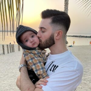 Tarek Benattia Instagram - Mon bonheur c’est toi mon Fils ❤️👶🏻