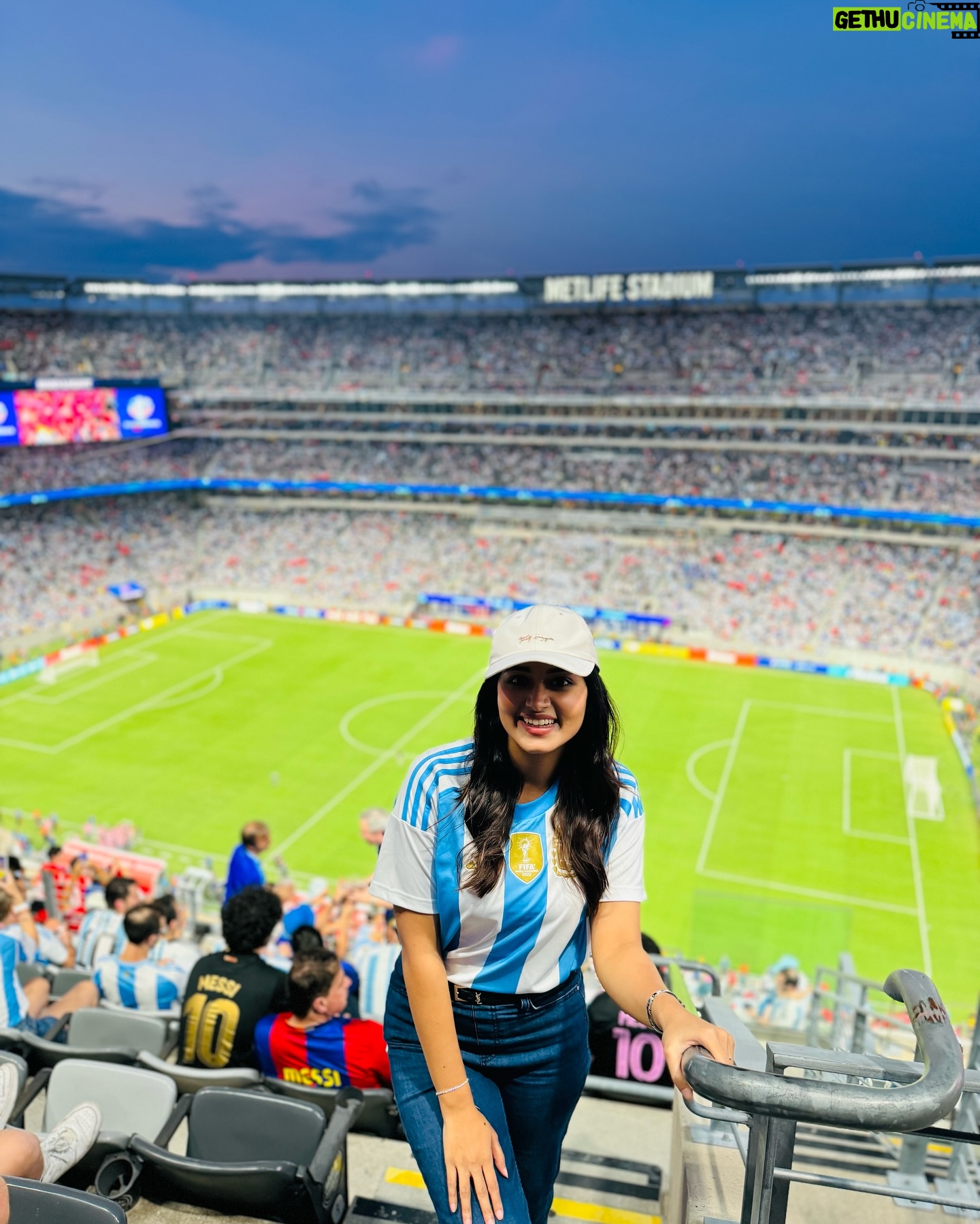 Tasnia Farin - 106.4K Likes - Watching a live match on a stadium ✅
Watching Messi play ✅
and win the match ✅
Ticking off so many things of my bucket list this year.
#copaamerica