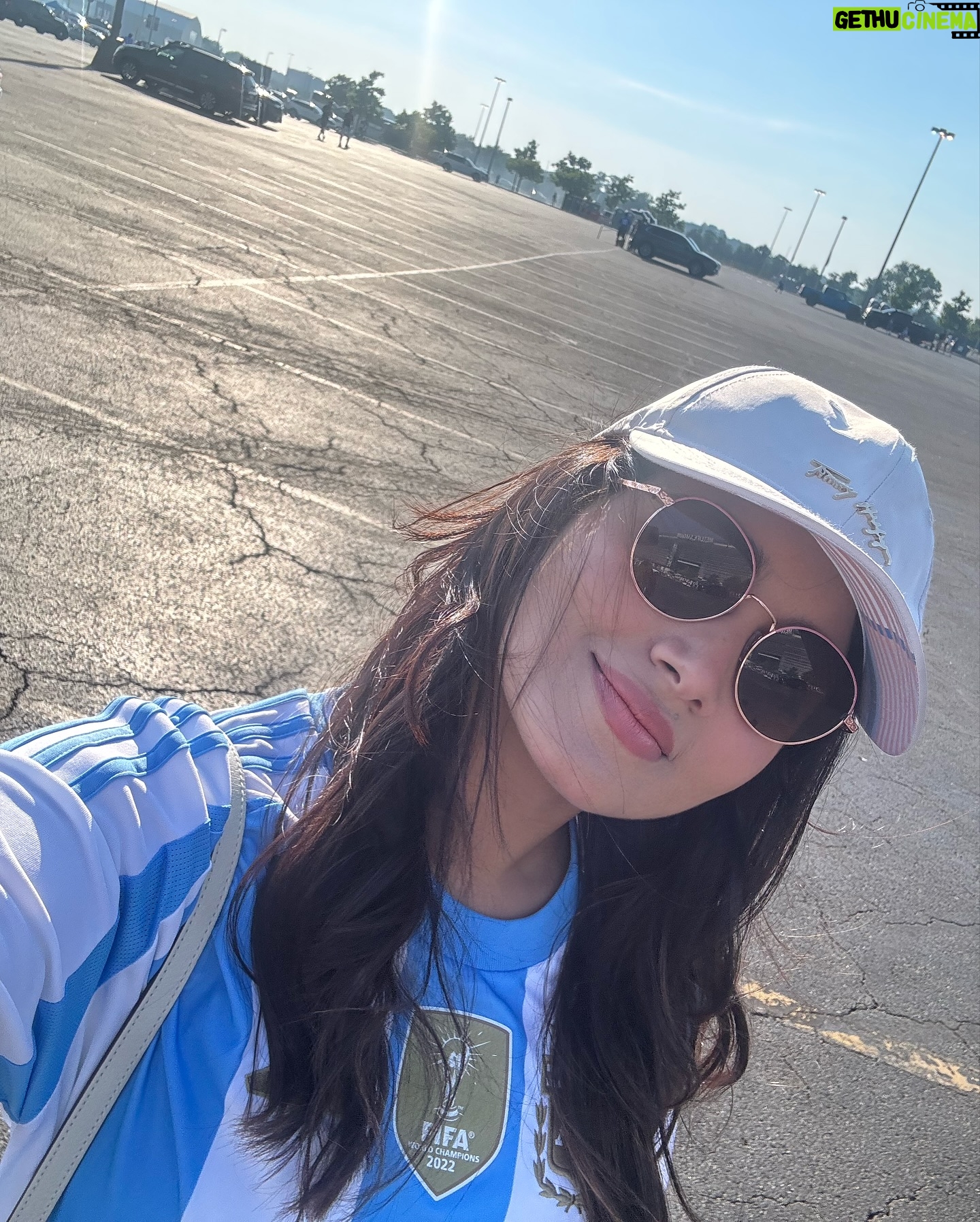 Tasnia Farin - 106.4K Likes - Watching a live match on a stadium ✅
Watching Messi play ✅
and win the match ✅
Ticking off so many things of my bucket list this year.
#copaamerica