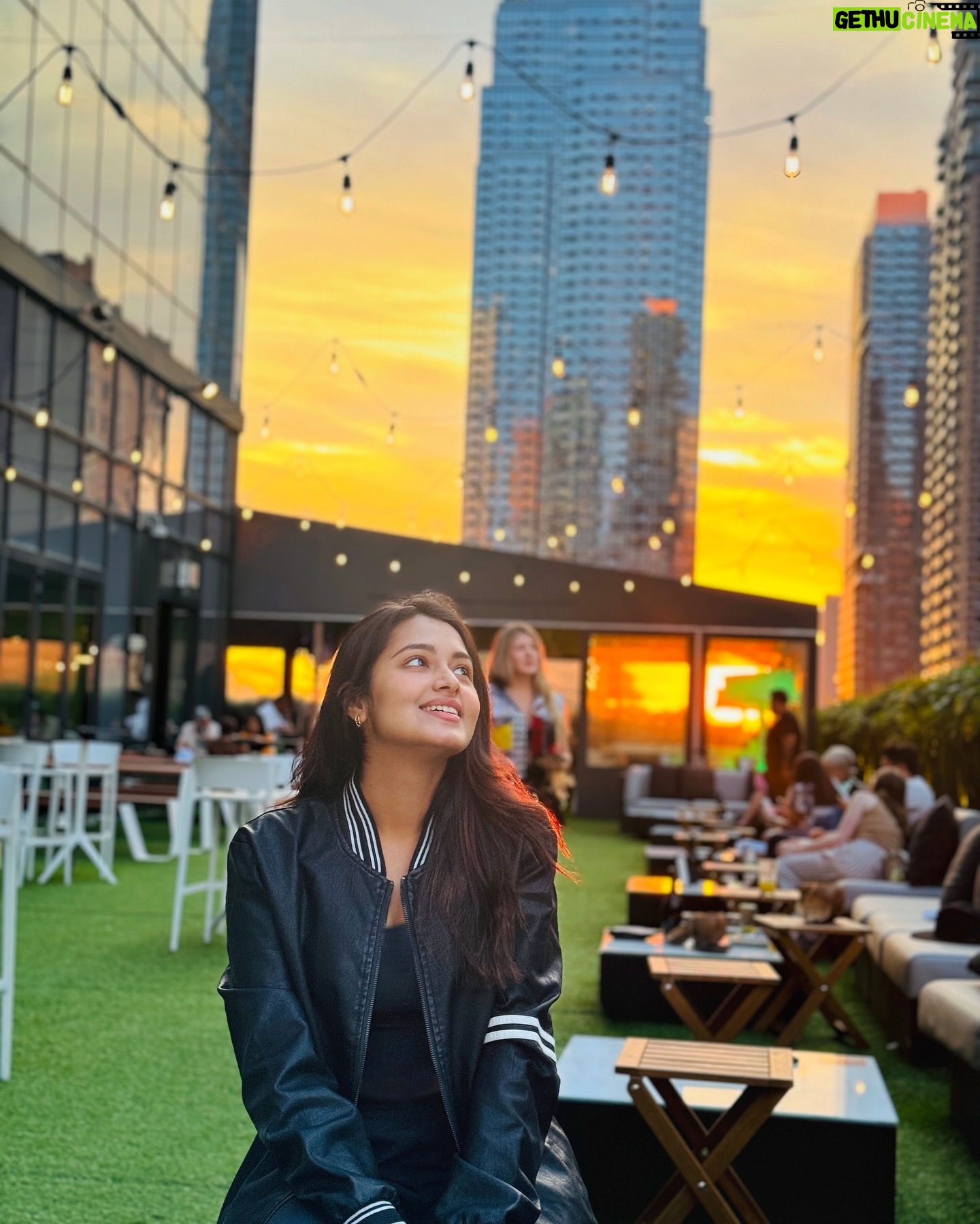 Tasnia Farin - 78.4K Likes - Never rarely sometimes always