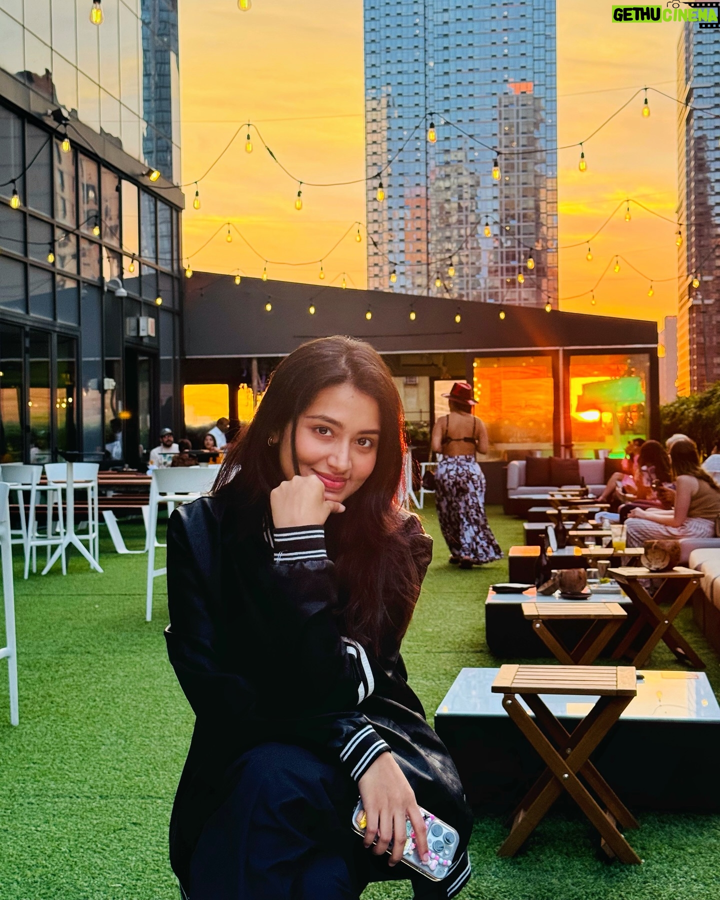 Tasnia Farin - 78.4K Likes - Never rarely sometimes always
