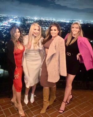 Tatiana Dumitru Instagram - Happy International Women's Day to all the incredible women out there! 💃💕

Today, we celebrate the strength, resilience, and unwavering spirit of women who have achieved so much and continue to push boundaries every day. 

Together, we can conquer anything and everything. We are strong, capable, and unbreakable. 

Let's raise a toast to all the women who uplift and empower each other and who stand together like a force to be reckoned with. 

I love these ladies and the rest of the group who inspire me so much 💕 

 Here's to the women who inspire us to be the best version of ourselves, who support our dreams, and who make the world a better place.

#Internationwomensday
#preteecreative
#bossbabes