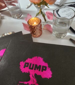 Tatiana Dumitru Instagram - Cheers to one last Pump-tini! 🍸🍸 
Well, it might have been more than one, but who's counting?

#theendofanera
#pumptinis