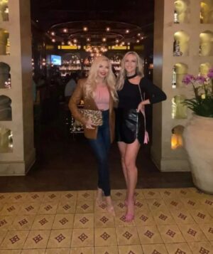 Tatiana Dumitru Instagram - We can do anything we want to if we stick to it long enough. 

Tonight, let's stick to having fun! 💃

#preteecreative
#girlpolished
#redo
