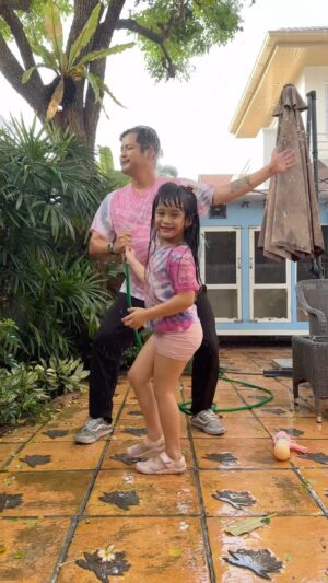 Tawan Jarujinda Instagram - ร่อนเลยยยยยย #มียาค่ะ #แก๊งยันหว่าง #lovelymiyah
