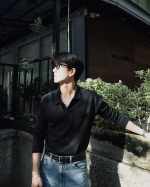 Tawinan Anukoolprasert Instagram - Slowly 🪐