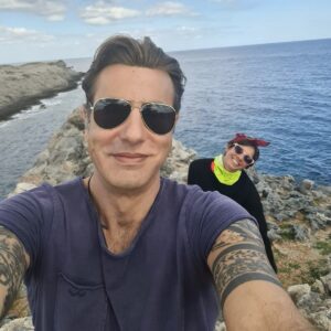 Tayanç Ayaydın Instagram - Akdeniz havası w/ @sassysally417 🌊 #northcyprus