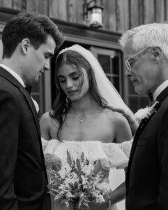 Actress Taylor Hill HD Instagram Photos and Wallpapers June 2024