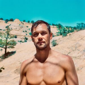Taylor John Smith Instagram - Lost and found 🌵🏜️