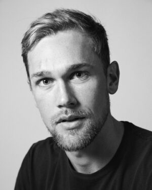 Taylor John Smith Instagram - Impromptu portraits with the legendary @instamaxmonty