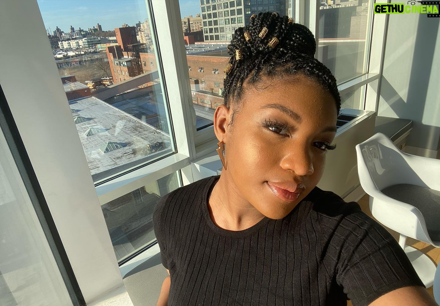 Taylor Mosby - 4.1K Likes - Press week (virtual edition) & yes I kept pajama pants on during every zoom <3