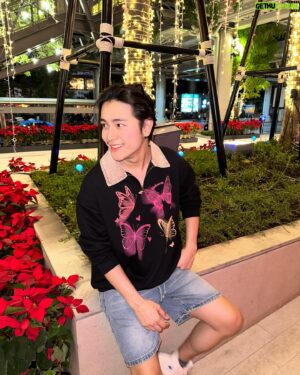 Techit Panyanarapon Instagram - 🥀🦋