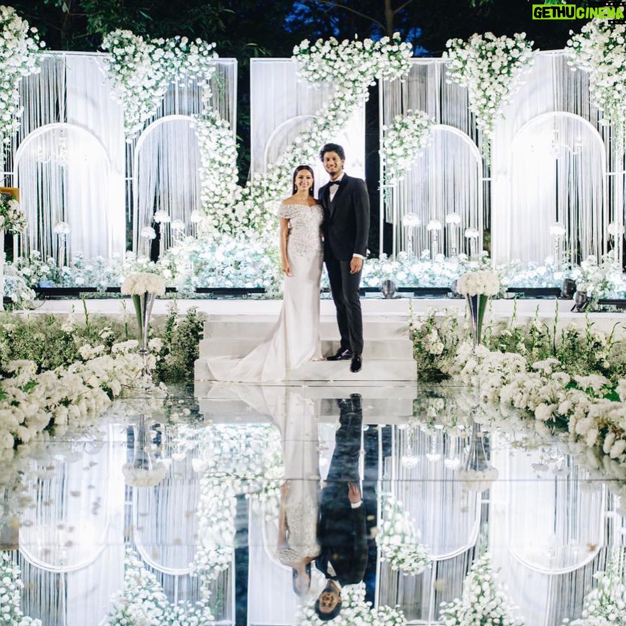 Teena Vellara - 2.4K Likes - Wedding of my dreams .
.
.
Shot by the incomparable @claudeloren ❤️