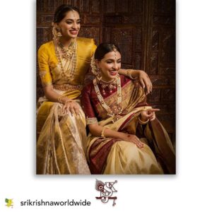 Teena Vellara Instagram - And the Oscar goes to.... Art Direction @studio318india
Photographer - @irfanintekhab
Stylist - @shilpageethastyles
Makeup and hair - @sandyartistry
Sarees - @handloomskalpavruksh 
Models - @teena.vellara and @rakshithaharimurthy
