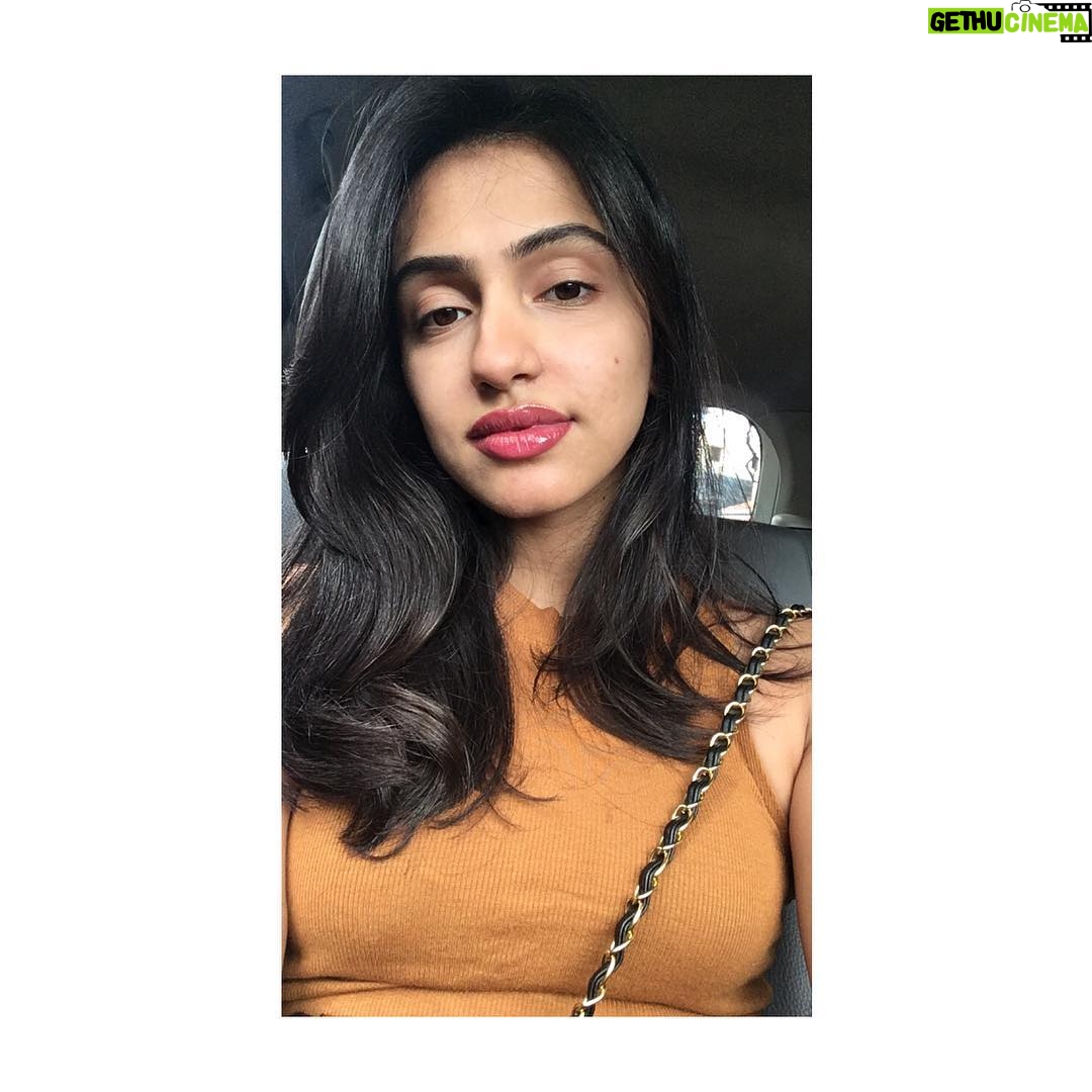 Teena Vellara - 1.7K Likes - I was having a good face day #modestywhaaat?