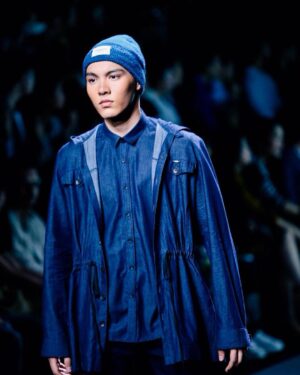 Teetatch Ratanasritai Instagram - 🔮🔵⚫️ // ขอบคุณพี่ๆมากๆคับบ🙏🏻 @mo_painkiller @painkiller_atelier
#EFWFW16 #SeeYouAtTheTent @ellethailandofficial @ellementhailand #painkilleratelier
c. @ixnore