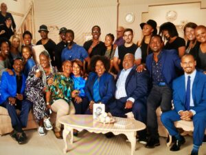 Telma Hopkins Instagram - Hoq many people did it take to make us look good? A village! Here's part of them! #FamilyMatters  @brytonejames 
@kellieswilliams @dariusmccrary @hehates 
@jaleelwhite