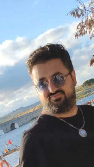 Temmuz Karikutal Instagram - Denize bıraksam kendimi...

#deniz #yaz #video