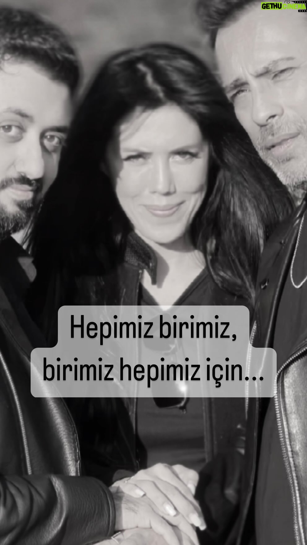 Temmuz Karikutal - 6.3K Likes - Hepimiz birimiz, birimiz hepimiz için... #arkadaşlıkdostluk #dost #arkasıradakiler #temmuzkarikutal #arkadaş #video #fyp #keşfet