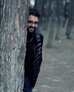 Temmuz Karikutal Instagram - Utangaç ama mutlu bir ben 🧿