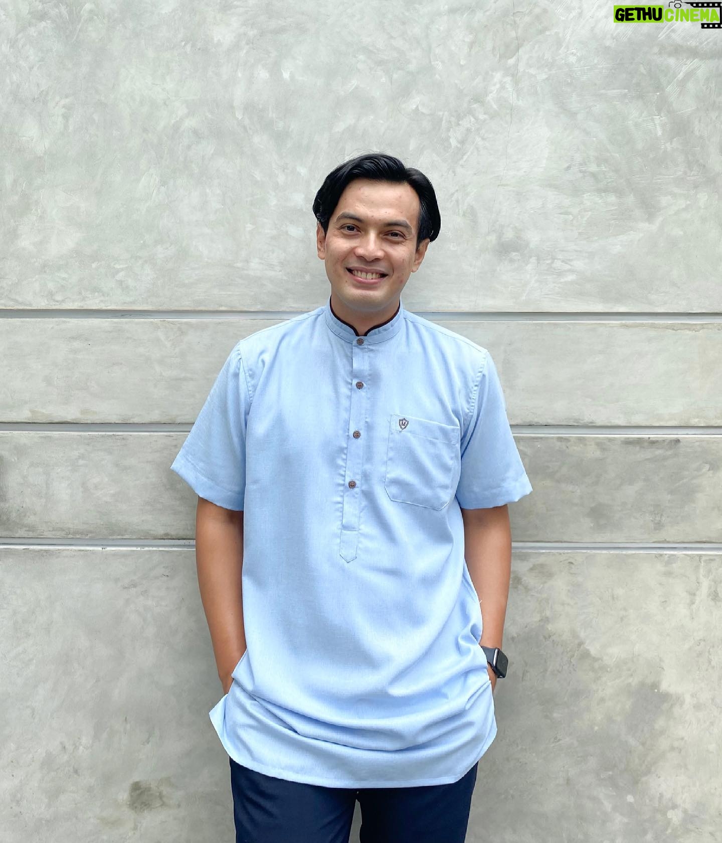 Temmy Rahadi - 16.8K Likes - Senyum itu menular š.
.
.
Setuju ngga??
.
.
šø: istri š
š: @makhtab.id
.
.
#smile #happy #senyum #like4like #picoftheday #bestoftheday