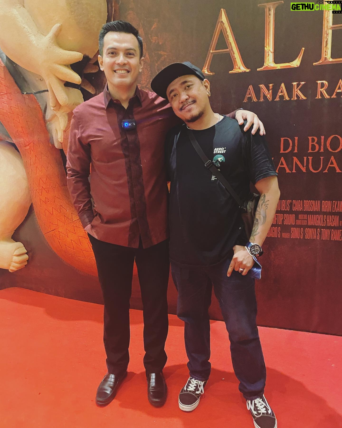Temmy Rahadi - 11.6K Likes - Keseruan Gala Premiere Film Alena Anak Ratu Iblis.
Terima kasih yaa yg udah dateng ā¤ļøš.
Mulai 5 january 2023 Film Alena Anak Ratu Iblis ada di bioskop kesayangan kalian..
Nonton yaa šš„ā¤ļø.