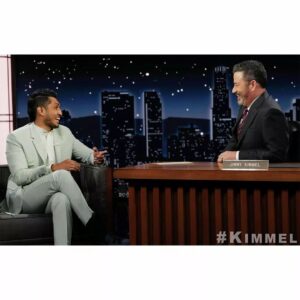 Tenoch Huerta Mejía Instagram - Had the best time with @jimmykimmel #Kimmel @jimmykimmellive #ABC. Thanks for having me!

Me la pasé increíble con Jimmy Kimmel. ¡Gracias por invitarme!

Styling: @meinacio
Grooming: @sussy_styles
Suit: @paulsmithdesign
Shirt: @cosstores
Shoes: @santoniofficial

Credit: Randy Holmes | ABC