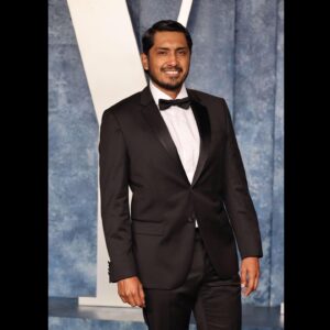 Tenoch Huerta Mejía Instagram - Aquí andábamos celebrando! #VFOscars 
#VanityFairOscarParty @vanityfair 
@boss