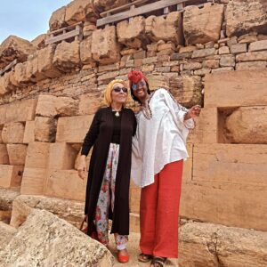Tenou Khilouli Instagram - مع الفنانة القديرة فاطمة حليلو 🥰