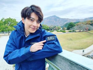 Teppei Koike Instagram - 今日はバタバタとした1日やったけど、まずは科捜研の女最終回でした😆
新レギュラーとして参加させてもらい、皆さんが温かく迎えて下さりとても居心地のいい現場で幸せでした✨

そして、オープンレックではキンキーぶりに優が遊びに来てくれたよ👠
とにかく笑いすぎて楽しすぎて最高なひと時でした🍻

#科捜研の女
#城田優
#オープンレック