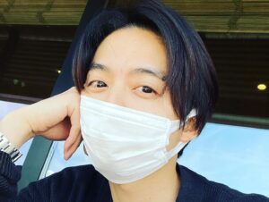 Teppei Koike Instagram - 魔界転生の公演で博多に来ておりますよん🙌
そして今日は休演日‼️
朝からサウナ、そしてとにかく楽しい事をして休む🥴

#ゆっくりモンハンできる時間やばい
#キャラがちょっと天草四郎っぽい
#博多に来てから毎日サウナ
#本日も整い済み
#大濠公園
#散歩
#chill
#お昼にあったかいラーメン
#いい休日