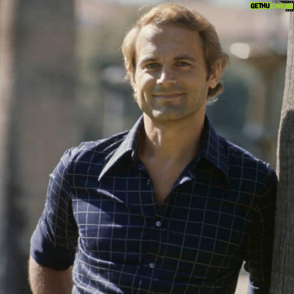 Terence Hill - 11.6K Likes - Hi friends, I wish you a happy weekend 🤠 #terencehill