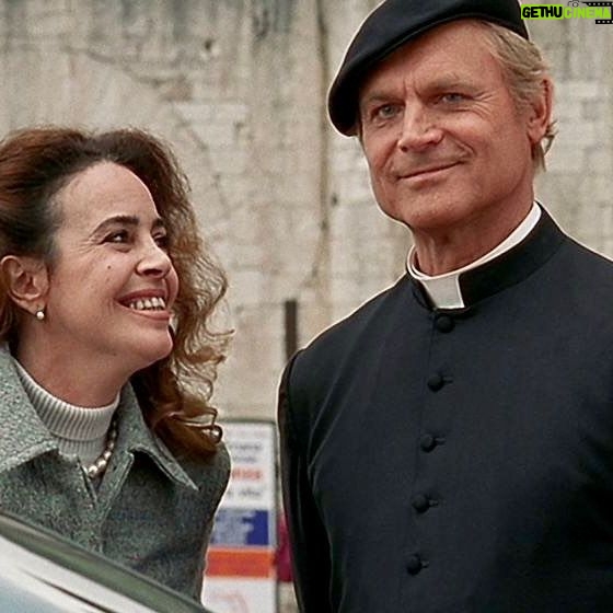 Terence Hill - 8.3K Likes - Die Osterpause ist vorüber und endlich ist wieder Don-Matteo-Tag! Heute Abend muss sich unser Lieblingspriester um seinen Freund Maresciallo Cecchini kümmern, dem eine gemeine Falle gestellt wird. Des Weiteren zeigt Bibel TV ab sofort und im Anschluss immer eine Doppelfolge der Bergpolizei. Wir kommen also jeden Freitag in den Genuss eines Terence Hill Abends! #terencehill #donmatteo #donmatteokommt #diebergpolizei #unpassodalcielo