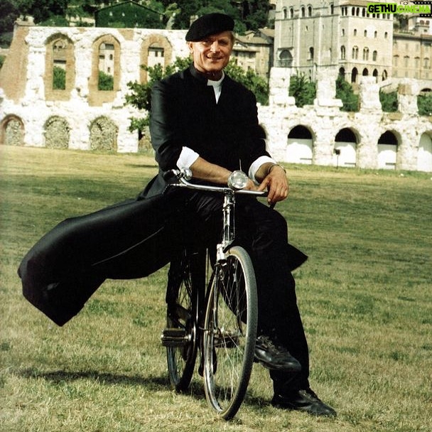 Terence Hill - 10K Likes - Ci vediamo al festival di Gubbio!