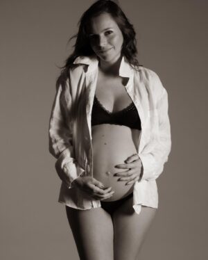 Teresa Macedo Instagram - _________________________________ Waiting to pop💥 !

As fotos bonitas são do @josepintoribeiro ❤️🙏🏻

#pregnancy #waitingforyou #excitedtoseeyou #40semanas 
#almostthere #gravidez #happypregnancy #babypop