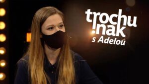 Tereza Těžká Instagram - Už jste viděli včerejší trochu inak? Je to můj oblíbeny rozhovor :)
Pokud jste ho nestihli ve vysílání, najdete ho na YouTube. 
#trochuinak #talkshow #polyamorie #polyamory #relationship #love