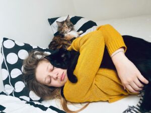 Tereza Těžká Instagram - Lazy day 
#morning #kittenlady #catlady #cats