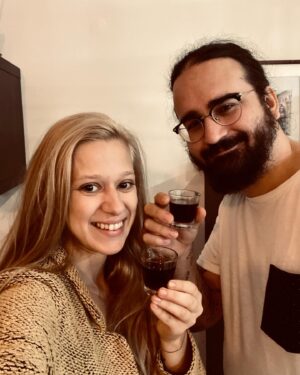 Tereza Těžká Instagram - Dokázali jsme to !! ♥️🇨🇿✌️🕊
#demokracie #volby #volby2021 #papababisi #babisedokose #spolu