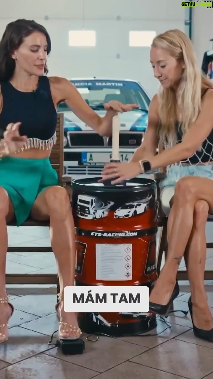 Tereza Tobiášová - 533 Likes - Ačkoliv to tak nemusí vypadat, opravdu se dneska budem v Bábovkách a plechovkách učit řadit. 🫣😂 Tak si to nenech ujít už ve 21.25 na Prima COOL! 📺
#primacool #babovkyaplechovky #auta #holky #zabava #monikatimkova #terezatobiasova #premiera #novinka #televize