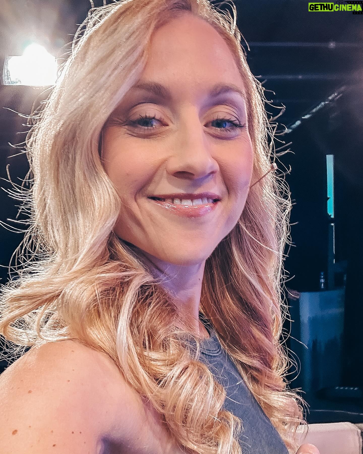 Tereza Tobiášová - 0.9K Likes - Díky, drazí ♥️♥️♥️ je mi parádně. Feeling 41 😍🥳😄
@ockotv @ocko.star
Muah @dorotatumova