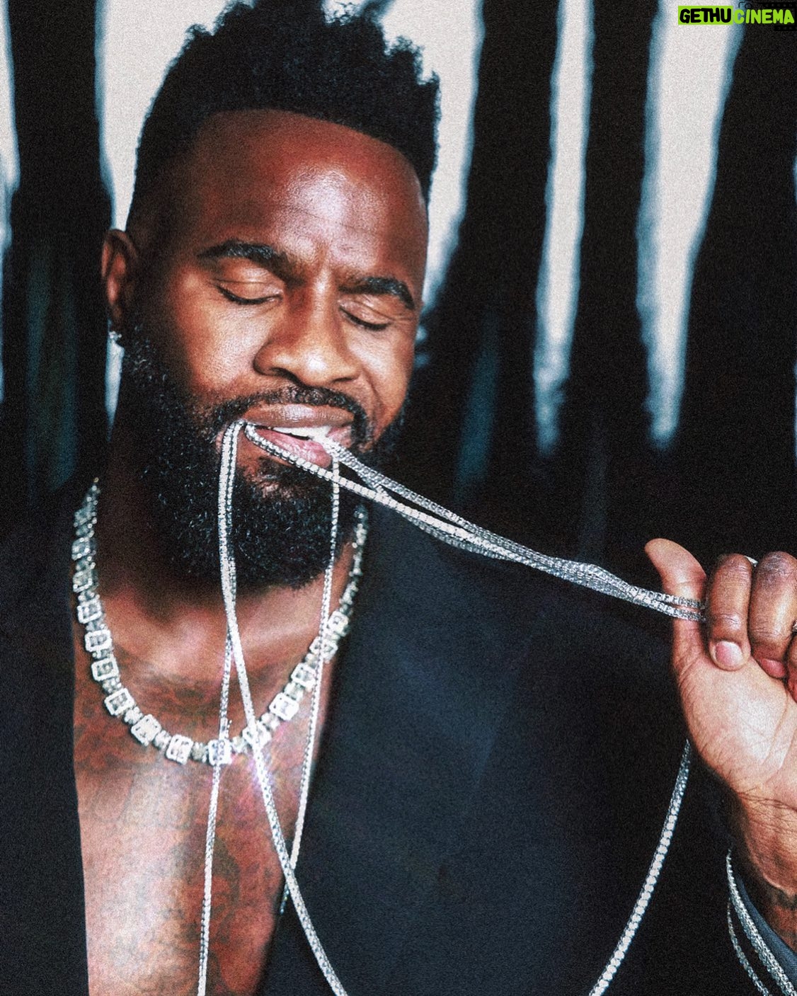 Terrence Terrell - 25.4K Likes - It’s time to eat!! #mood #vibes
#win #diamond #king #joy #power #custom #terrenceterrell #thebestmanfinalchapters #actor #fashionstyle #obliterated #trunk #netflix