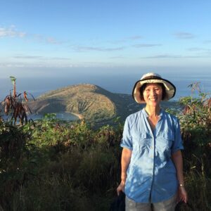 Tess Gerritsen Instagram - Made it up the "stair master from hell" to the top of Kokohead crater! Now time for a 1,000 calorie breakfast.