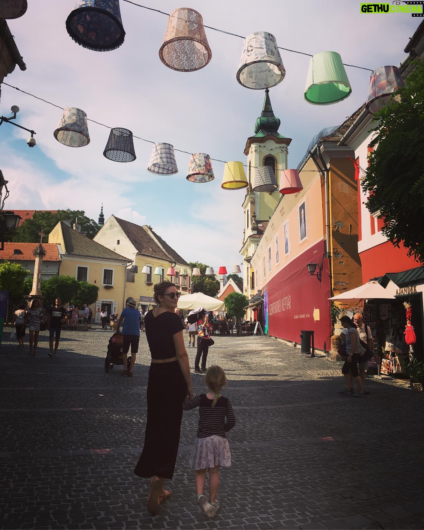Tess Haubrich - 369 Likes - European summer with my szám egy 💕
